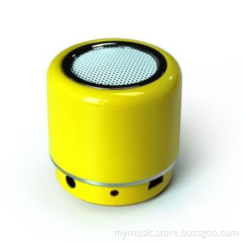 High Quality Bluetooth Speaker with Small Body and Rechargeable Battery